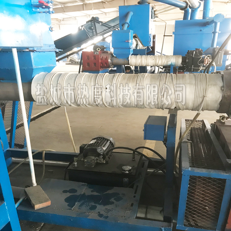 擠出機(jī)、造粒機(jī)、拉絲機(jī)電磁加熱器的優(yōu)點(diǎn)及使用安裝介紹